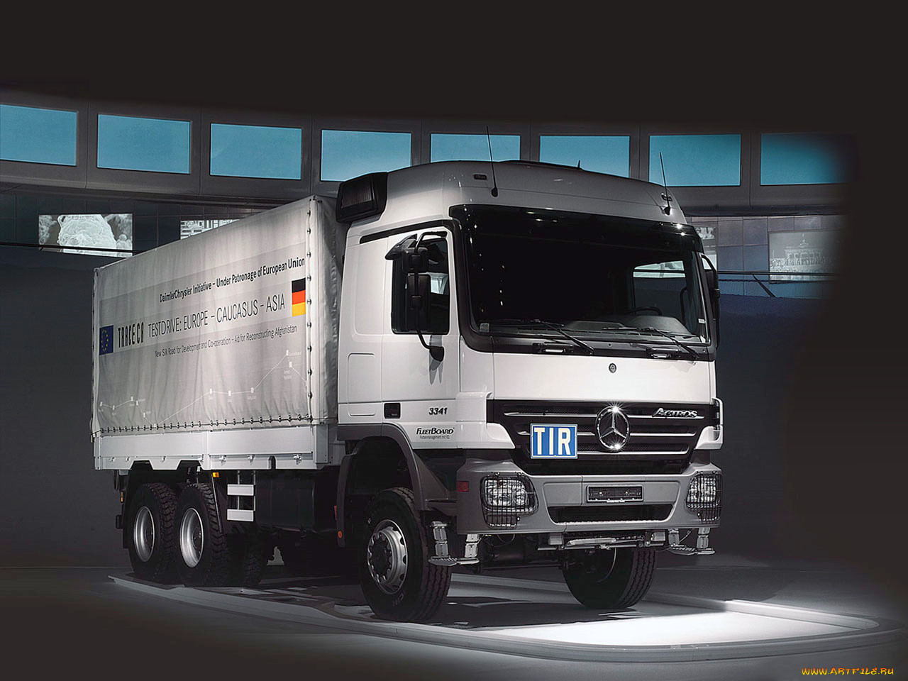 , mercedes, trucks